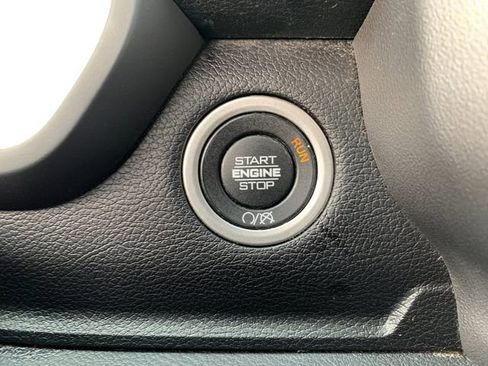 Used 2024 RAM 2500 Big Horn image 24