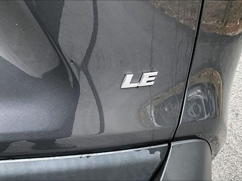 Certified 2023 Toyota RAV4 LE FWD image 10