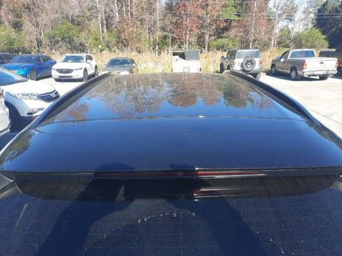 Used 2025 MAZDA CX-70 3.3 Turbo w/ Preferred Package AWD/4WD image 5