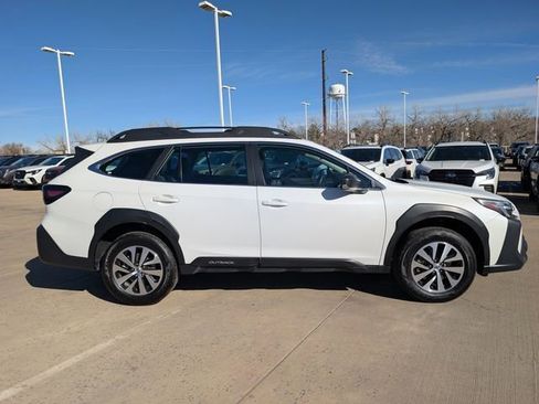 Used 2024 Subaru Outback 2.5i image 2