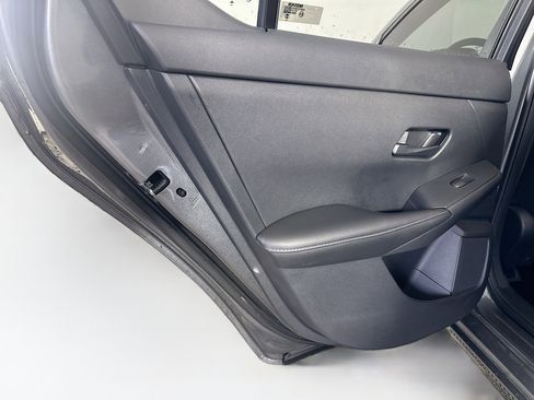 Used 2025 Nissan Sentra SV w/ All-Weather Package FWD image 24