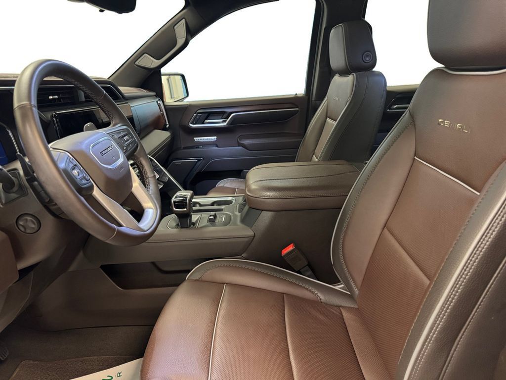 Used 2024 GMC Sierra 1500 Denali w/ Denali Reserve Package AWD/4WD image 10