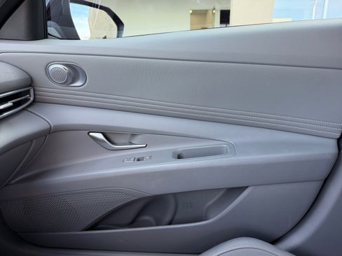 Certified 2025 Hyundai Elantra Sport FWD image 16