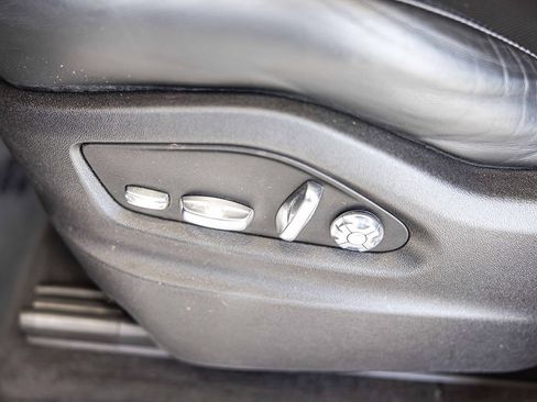 Used 2021 Porsche Cayenne E-Hybrid image 23