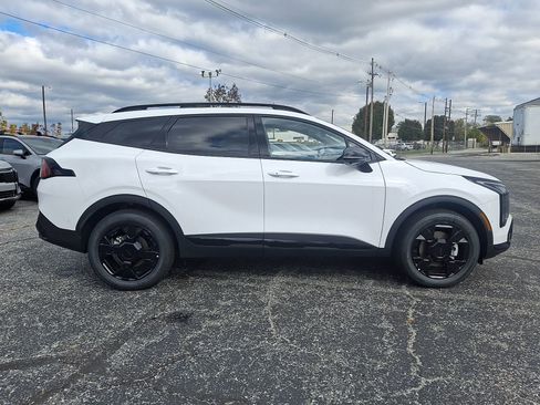 New 2026 Kia Sportage X-Line w/ X-Line Technology Package image 9