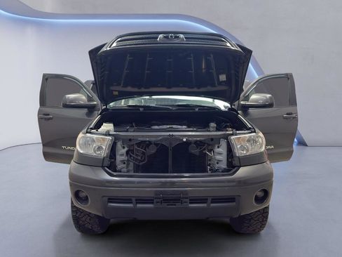 Used 2011 Toyota Tundra Limited w/ Memory Pkg image 8