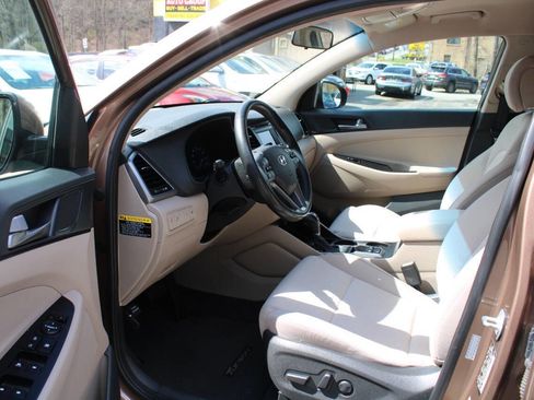Used 2016 Hyundai Tucson Sport image 23