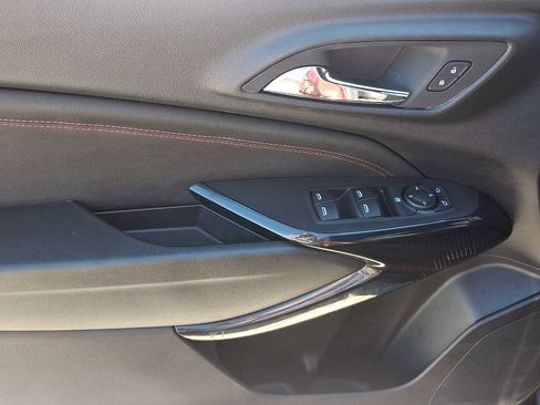 Used 2024 Chevrolet Trax RS w/ Driver Confidence Package image 13