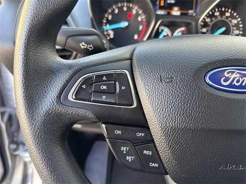 Used 2019 Ford Escape SE image 21