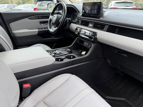 Certified 2023 Honda Pilot Elite image 12