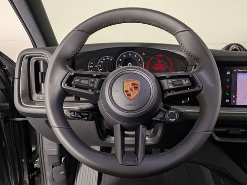 New 2026 Porsche Cayenne image 38