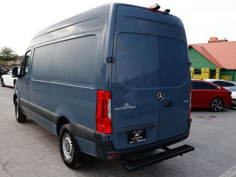 Used 2019 Mercedes-Benz Sprinter 144 image 8
