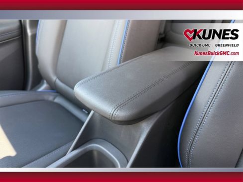 New 2026 Buick Encore GX Sport Touring w/ Comfort Package AWD/4WD image 23