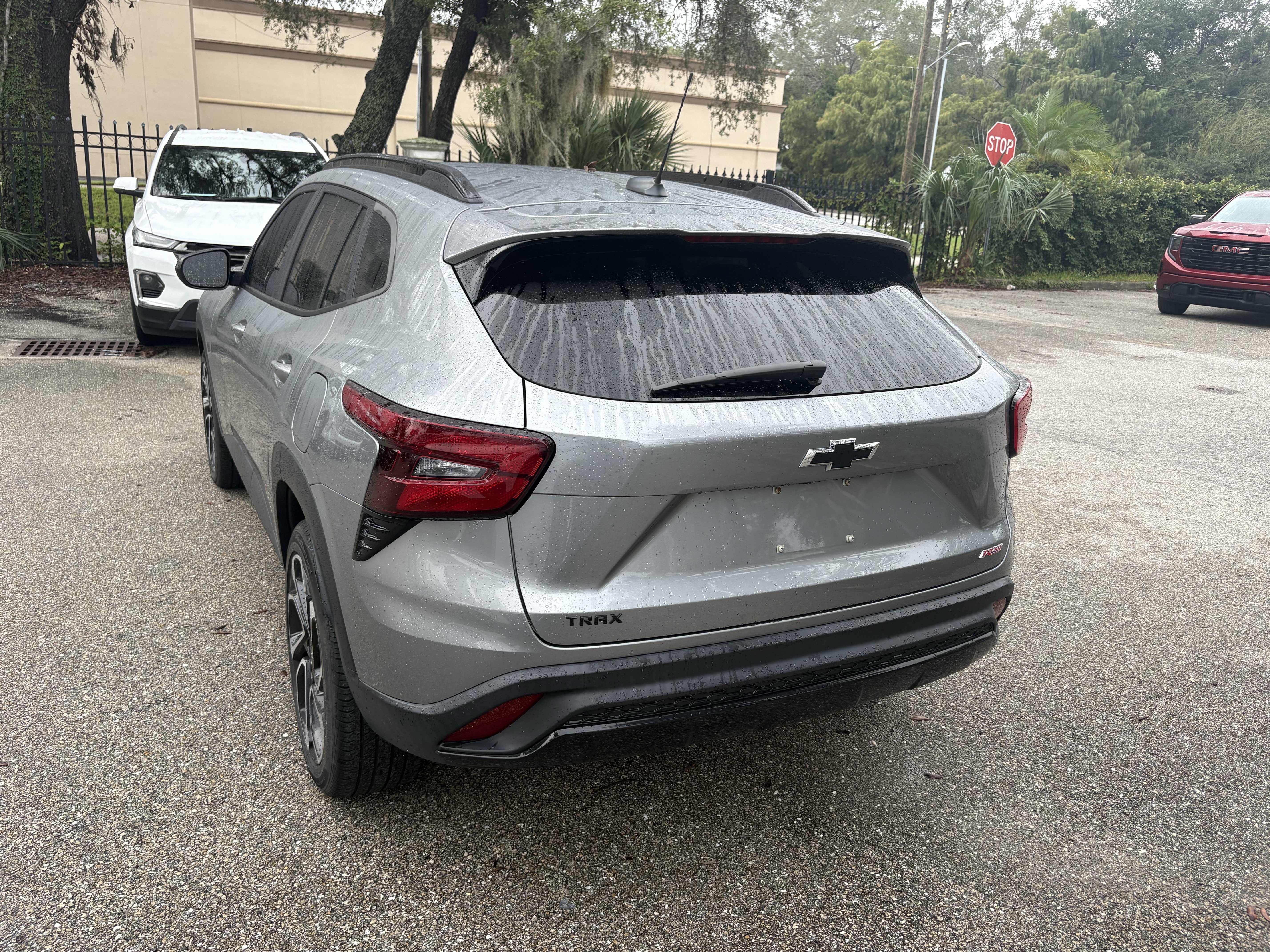 Used 2024 Chevrolet Trax RS FWD image 5