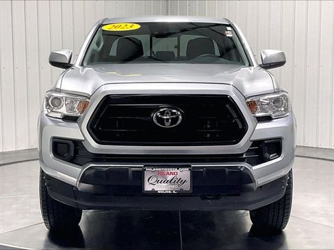 Used 2023 Toyota Tacoma SR AWD/4WD image 2