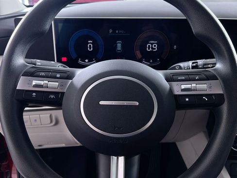 Used 2025 Hyundai Tucson SEL image 16