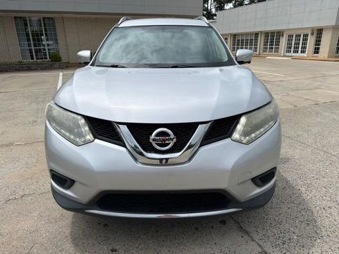 Used 2015 Nissan Rogue SV w/ SV Premium Package FWD image 3