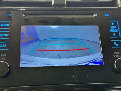 Used 2017 Toyota Prius Two w/ Prius Two Safety Plus Package FWD image 16