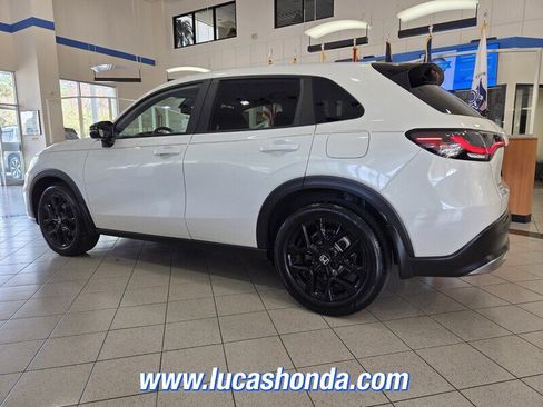 Used 2024 Honda HR-V Sport image 6