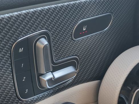 Certified 2025 Mercedes-Benz CLA 250 image 11