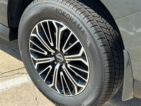 New 2026 Nissan Armada Platinum w/ Convenience Package image 11