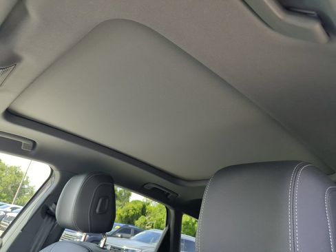Used 2023 Audi Q4 e-tron Premium w/ Convenience Package RWD image 21