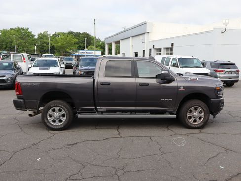 Used 2025 RAM 3500 Big Horn AWD/4WD image 22