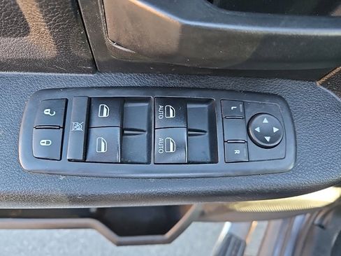 Used 2019 RAM 1500 Tradesman w/ Tradesman SXT Package image 17