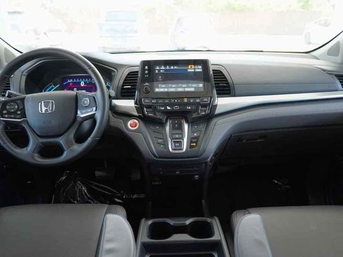 Used 2018 Honda Odyssey EX-L image 12