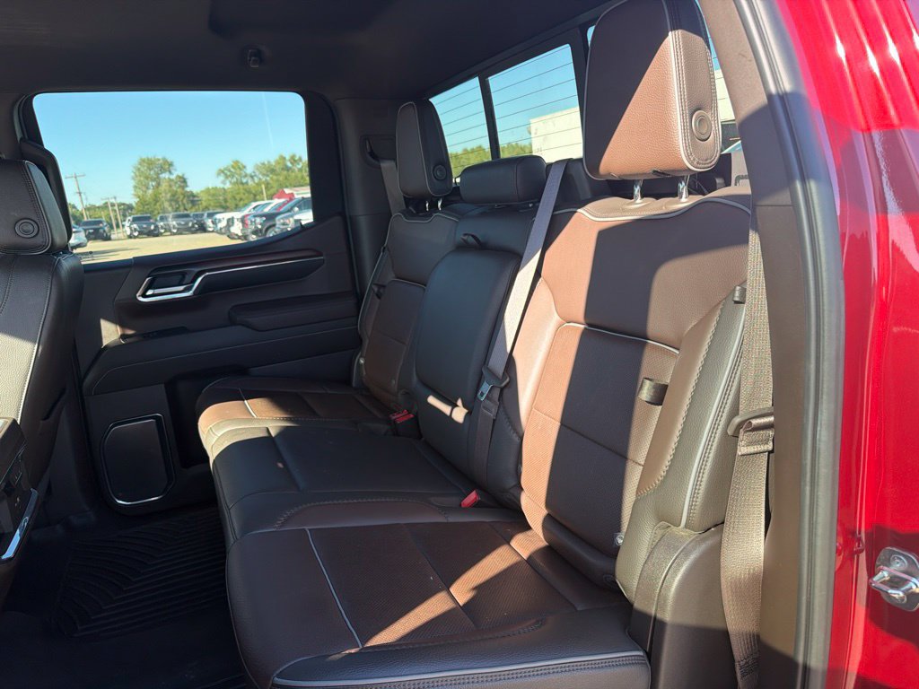 Used 2024 GMC Sierra 1500 Denali w/ Technology Package AWD/4WD image 24