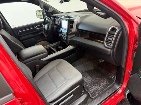 Used 2024 RAM 1500 Big Horn AWD/4WD image 38