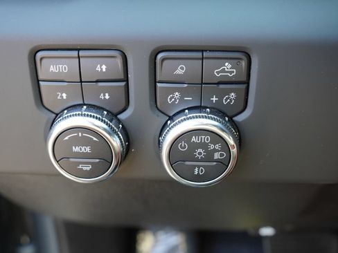 Used 2025 GMC Sierra 3500 Denali Ultimate AWD/4WD image 29