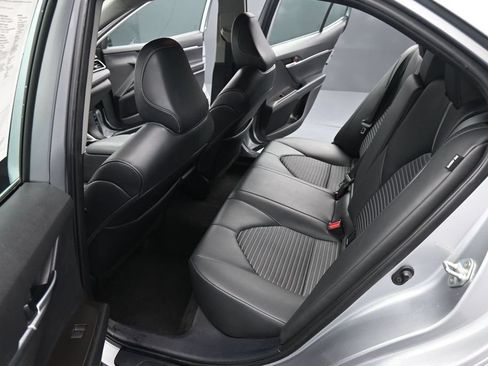 Used 2024 Toyota Camry SE FWD image 16