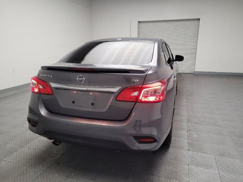 Used 2019 Nissan Sentra SR image 7