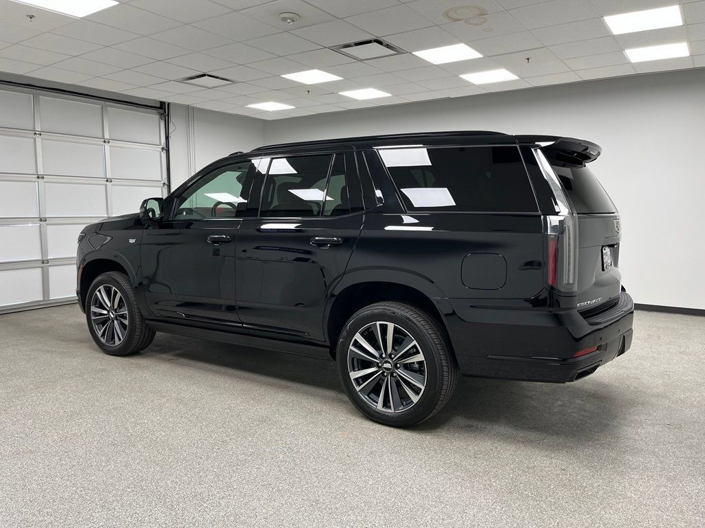 Used 2026 Cadillac Escalade Sport AWD/4WD image 7
