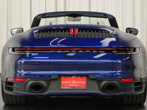 Used 2023 Porsche 911 Carrera image 8