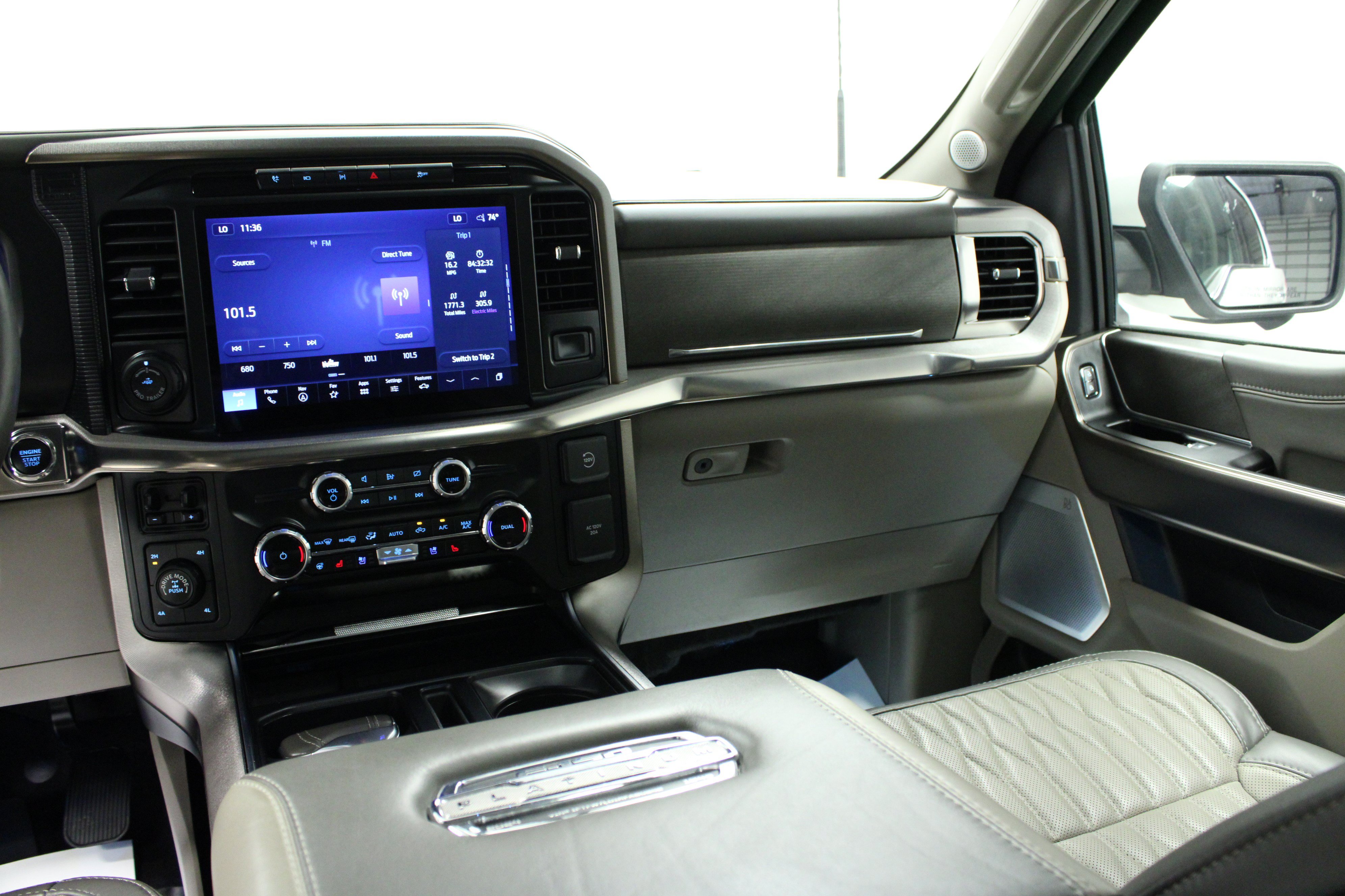Used 2024 Ford F150 Platinum w/ Equipment Group 703A Plus AWD/4WD image 20