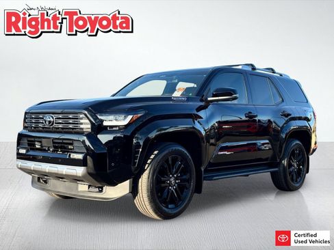 Certified 2025 Toyota 4Runner Limited AWD/4WD image 1