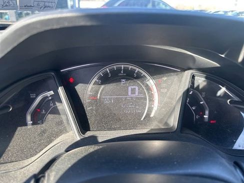 Used 2017 Honda Civic Sport image 2