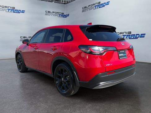 Used 2024 Honda HR-V Sport image 7