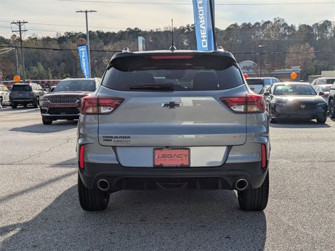 Used 2023 Chevrolet TrailBlazer RS w/ Sun and Liftgate Package image 7