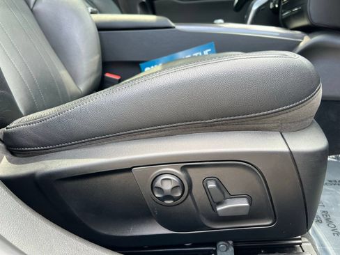 Used 2019 Maserati Ghibli RWD image 59