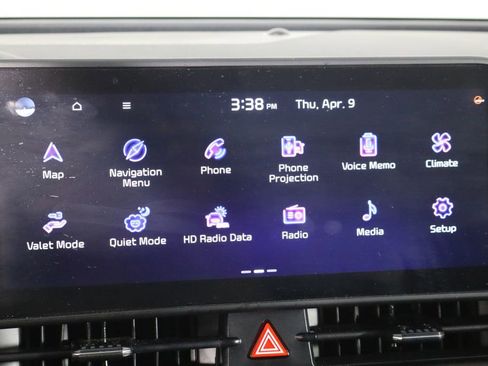 Used 2025 Kia Sportage EX FWD image 32