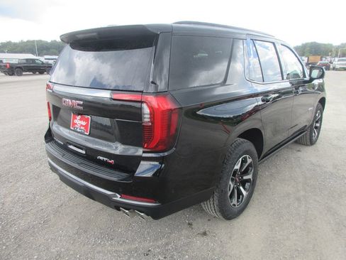 New 2026 GMC Yukon AT4 w/ AT4 Premium Plus Package AWD/4WD image 4