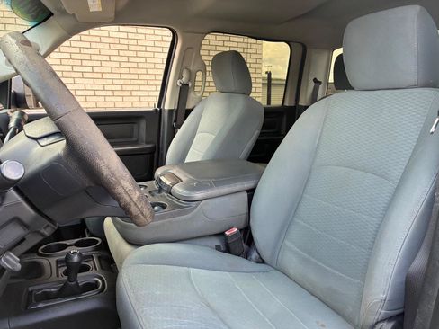 Used 2017 RAM 3500 Tradesman w/ Chrome Appearance Group AWD/4WD image 18