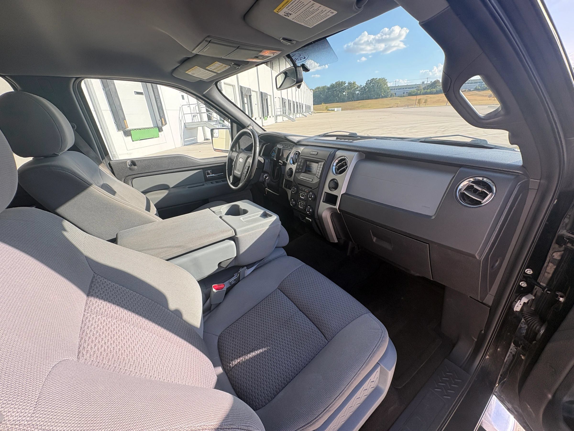Used 2013 Ford F150 XLT w/ Luxury Equipment Group RWD image 18