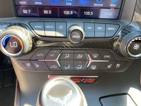Used 2018 Chevrolet Corvette Z06 RWD image 25