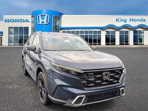 Used 2024 Honda CR-V Sport Touring image 3
