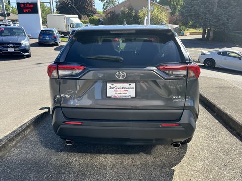Certified 2023 Toyota RAV4 XLE w/ Convenience Package AWD/4WD image 4