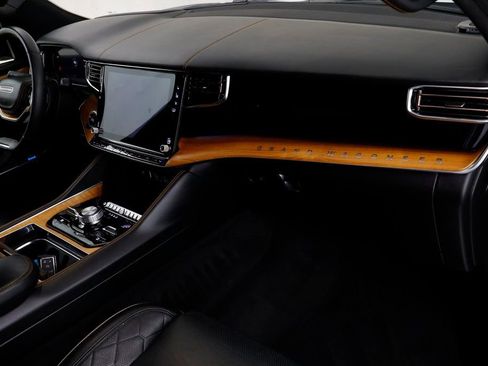 Used 2024 Jeep Grand Wagoneer L Series III image 21